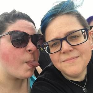 Meet your Posher, Sharon